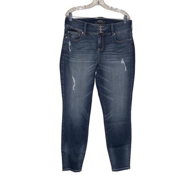 Torrid Distressed Plus Women High Rise‎ Stretchy 1Jegging Denim Jeans Size 18R - Picture 1 of 9